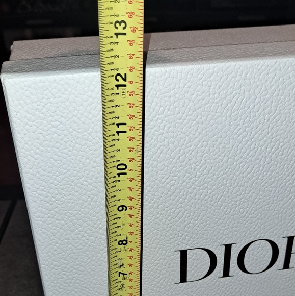 DIOR GIFT BOX/BAG - Picture 11 of 16